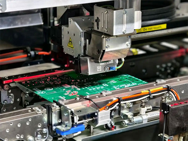 Small-batch-PCB-assembly-1