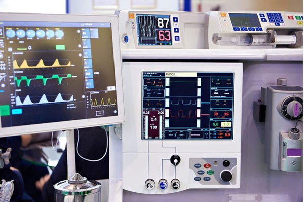 Medical monitoring and anesthesia equipment with electronic displays